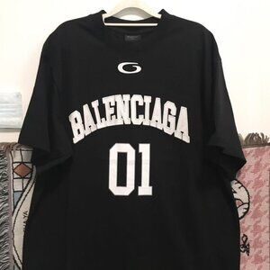 Balenciaga Men's Black T-shirt